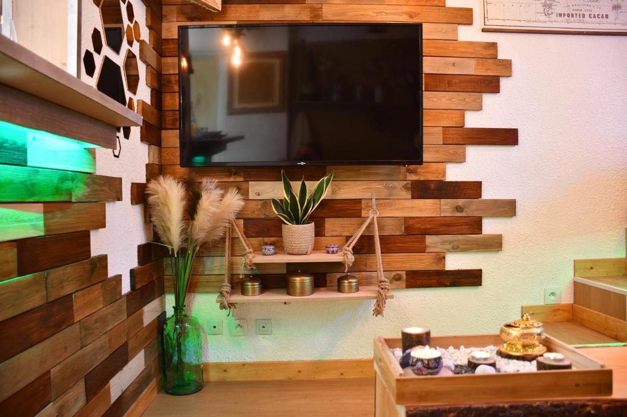 La Cahute H24,cosy,port,plage,wifi,netflix Apartment *