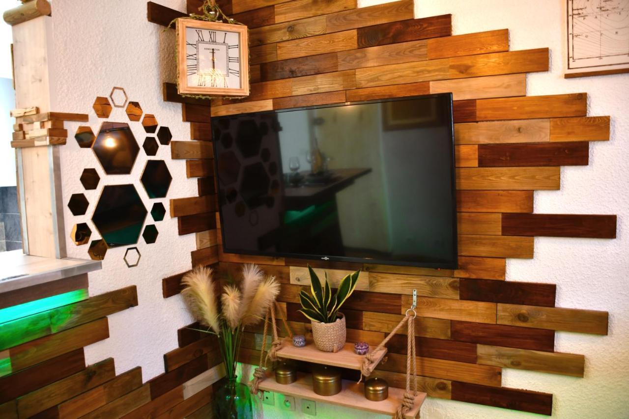 La Cahute H24,cosy,port,plage,wifi,netflix *